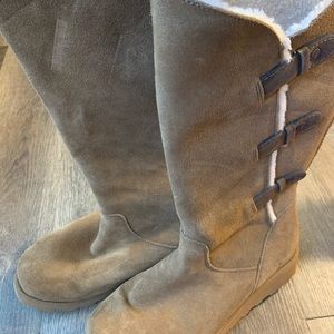 Bearpaw Winter boots